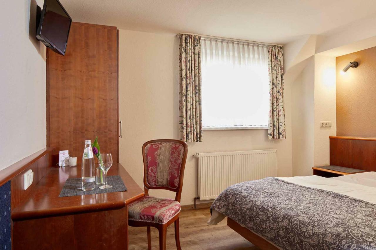 Hotel Eisenbahn Karlstadt Extérieur photo