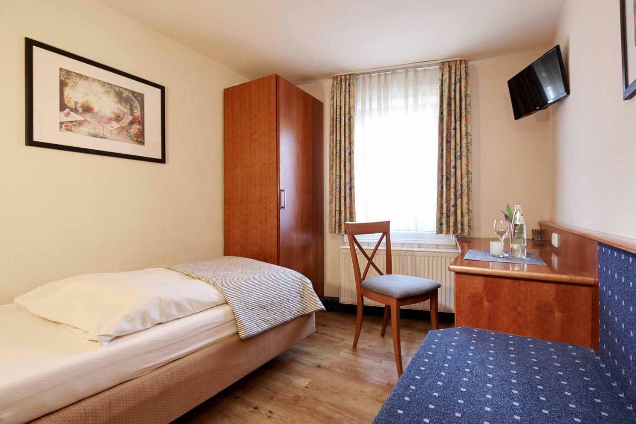 Hotel Eisenbahn Karlstadt Extérieur photo