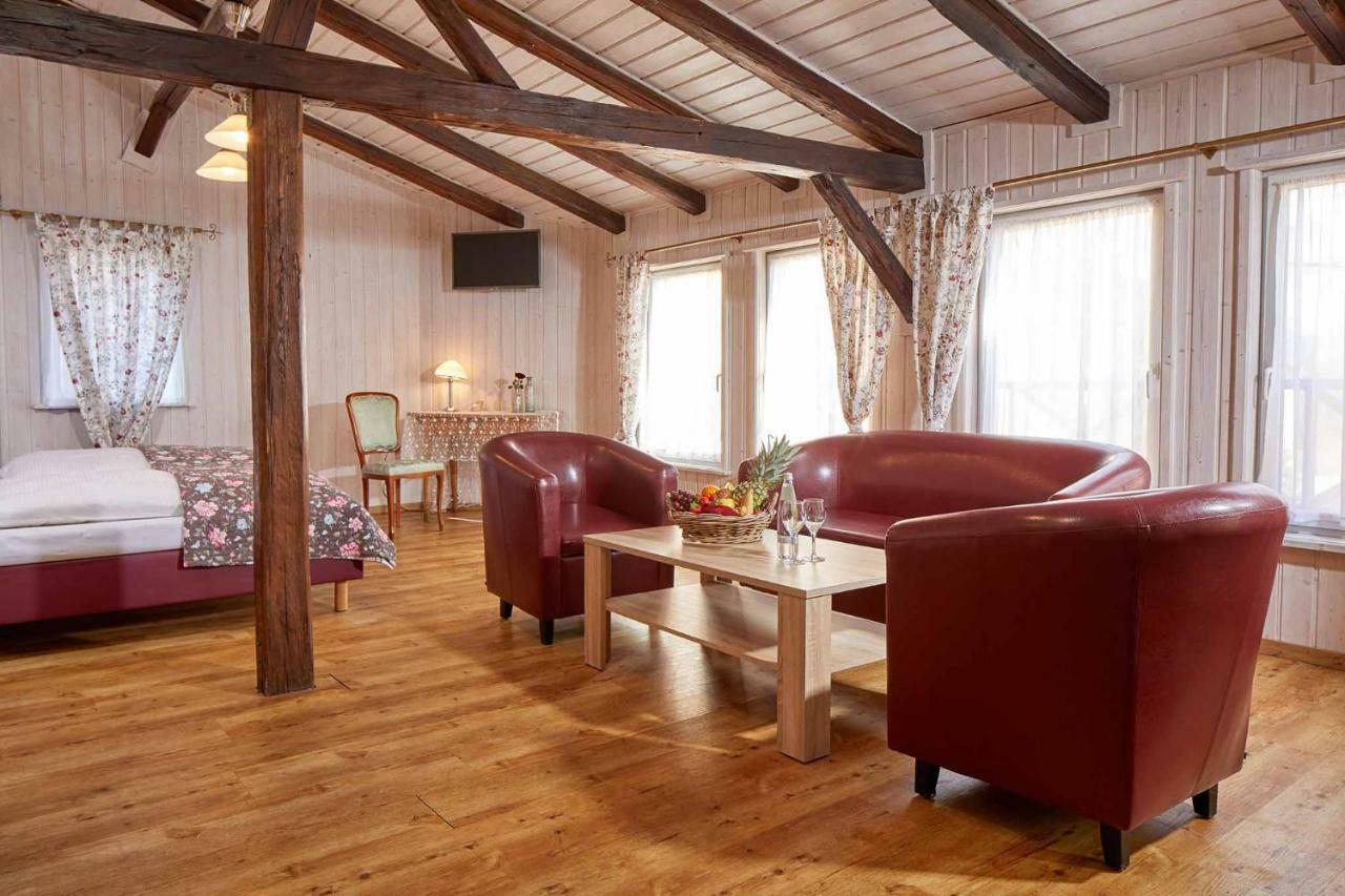 Hotel Eisenbahn Karlstadt Extérieur photo